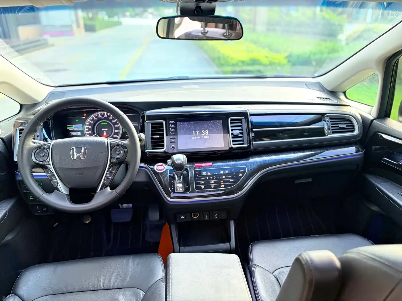 Honda Elysion 2019 2.0L Hybrid Supreme Edition фото 10