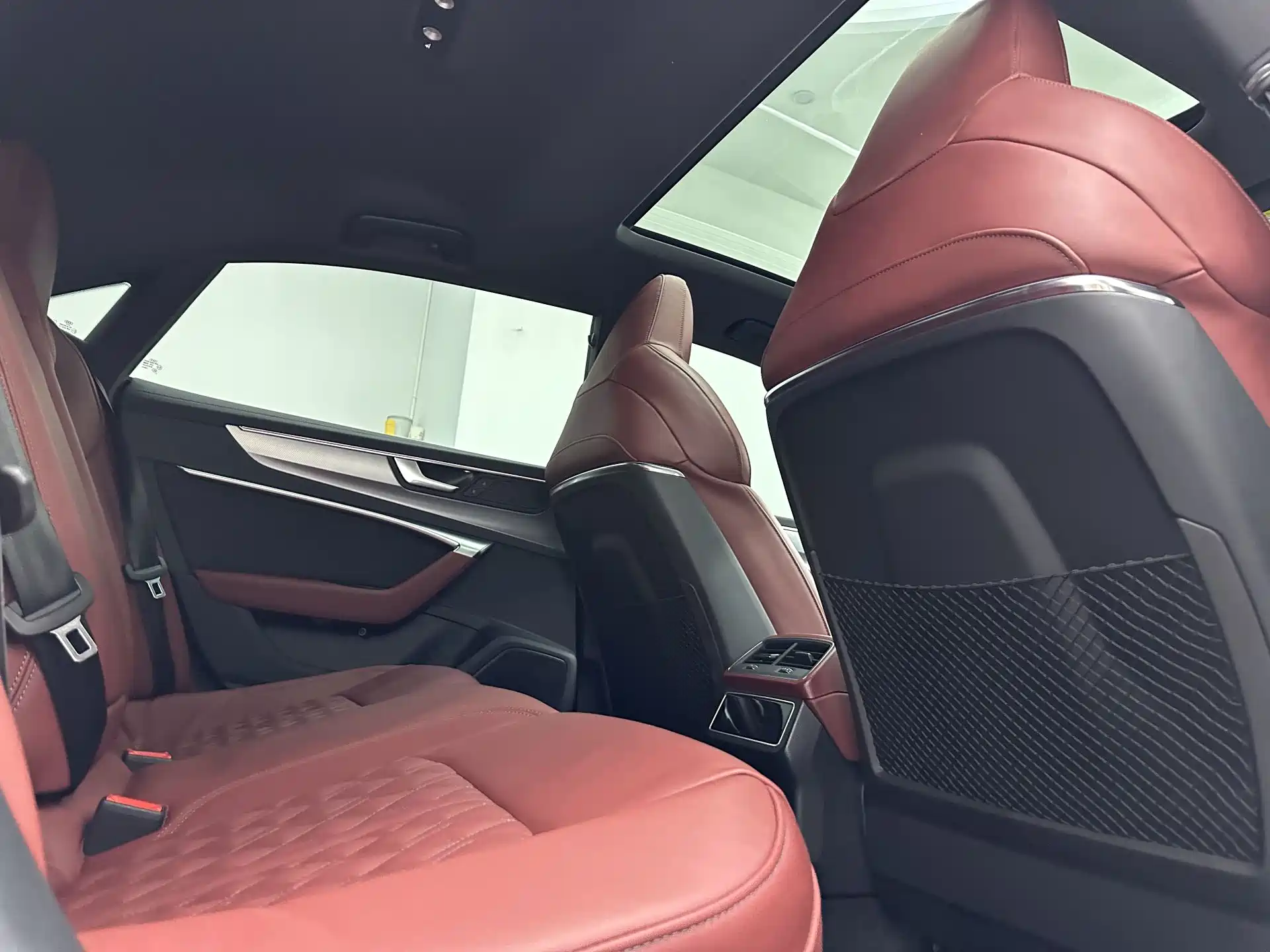 Photo 15 - Audi A7L