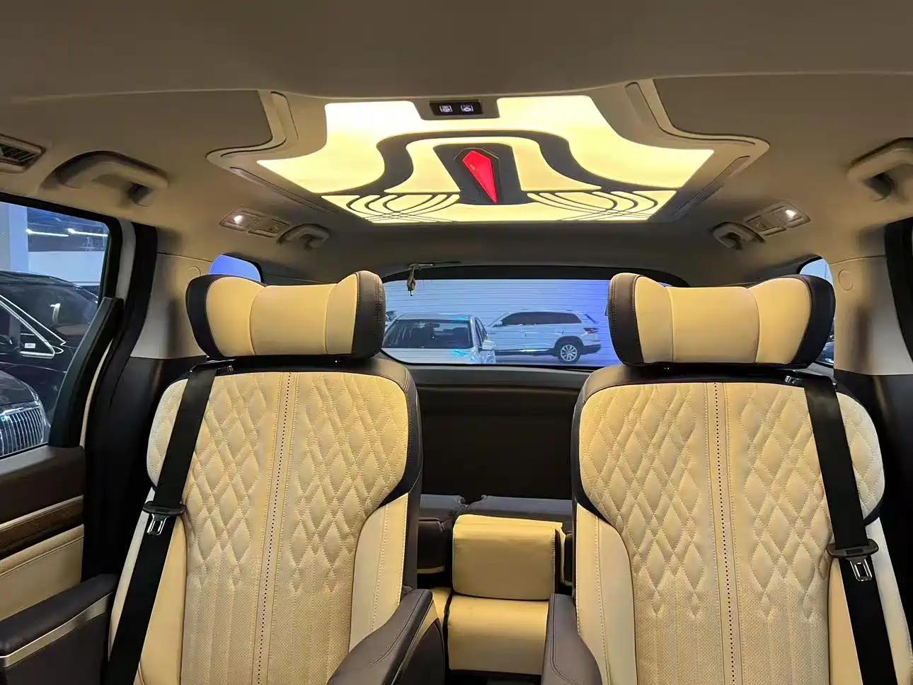 GAC Trumpchi Trumpchi M8 2023 Leading Series 390T Luxury Edition фото 12