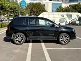 Фото 8 - Jeep Compass (Import)