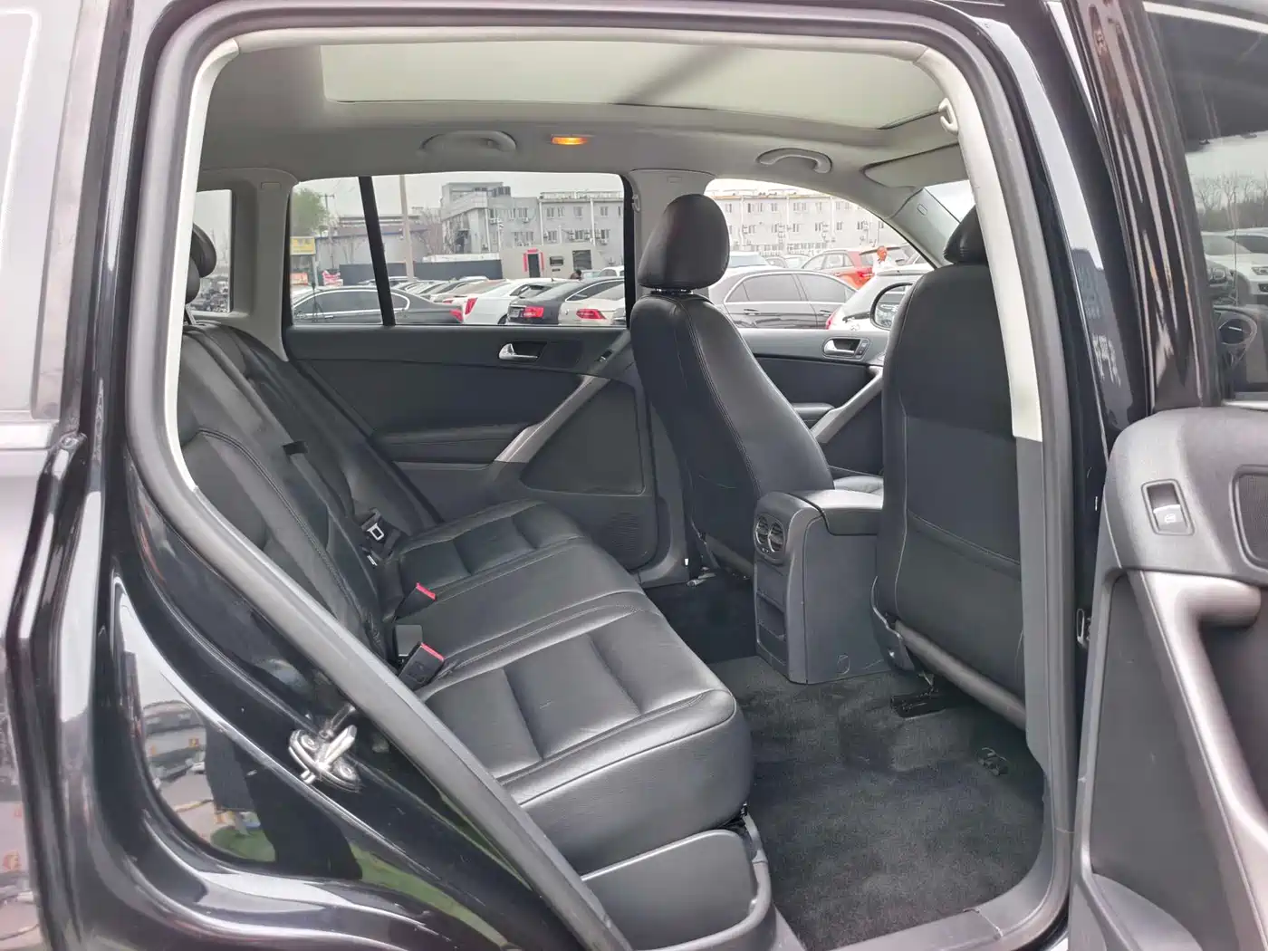 Volkswagen Tiguan 2012 1.8TSI Automatic 2WD Elite Edition фото 15