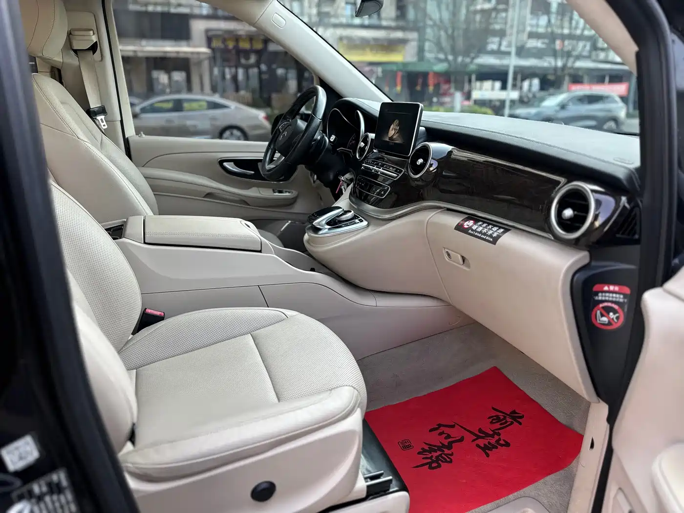 Mercedes-Benz V-Class 2016 V 260 L Premium Long фото 4