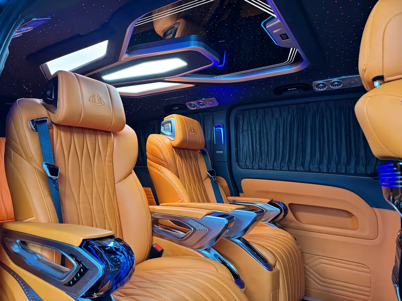 Mercedes-Benz Vito 2021 2.0T Business Edition 7-seater фото 14