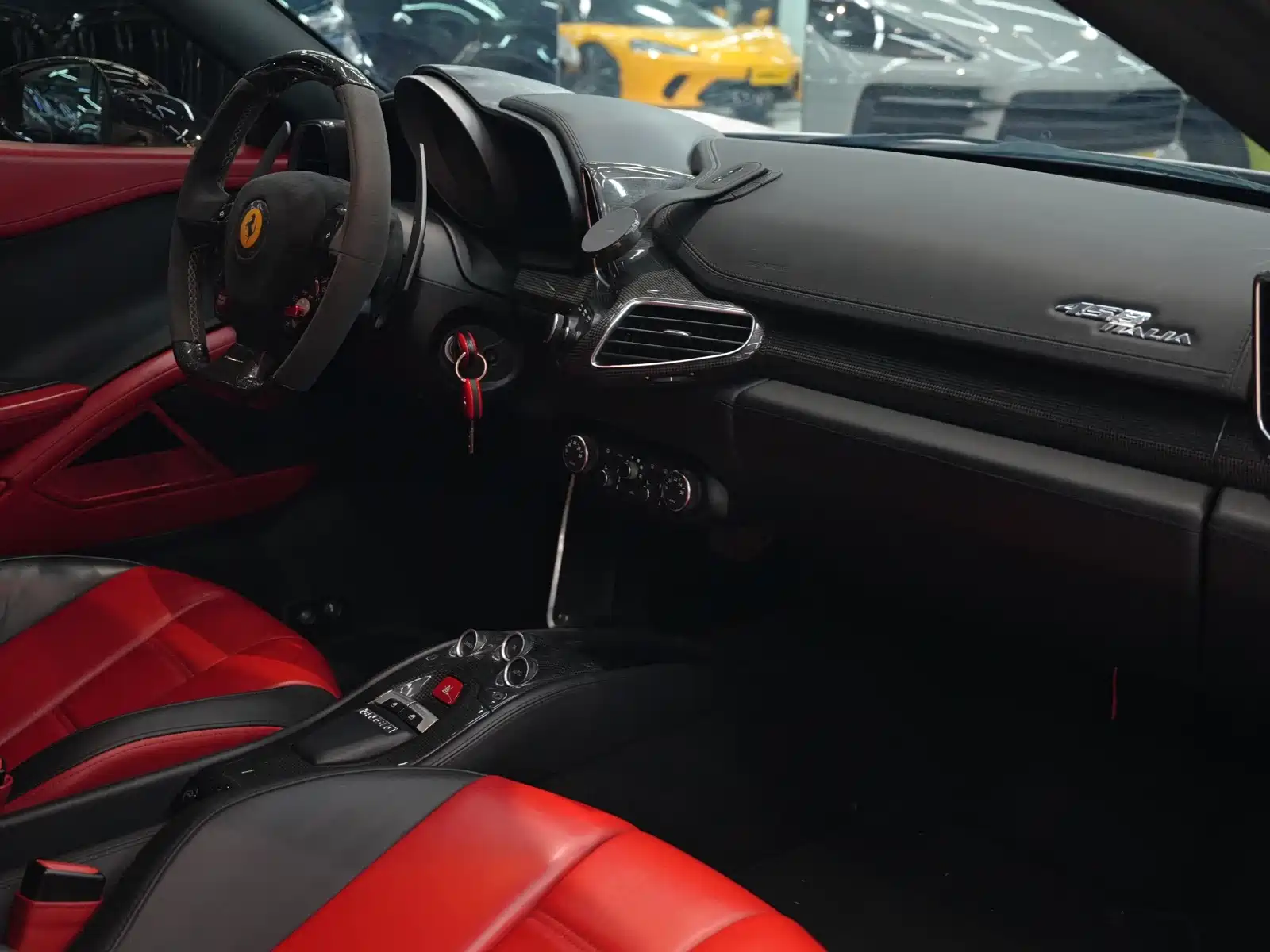 Фото 6 - Ferrari 458