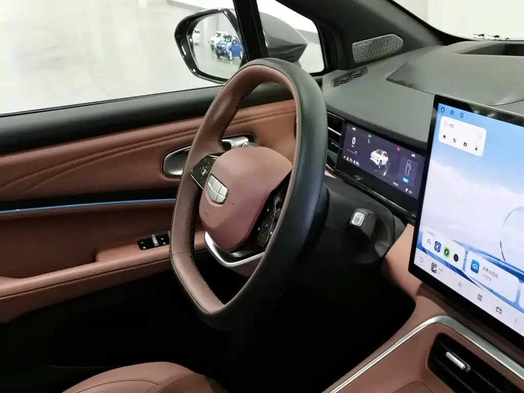 Geely Boyue REV 2026 2026 Extended Range Base Model