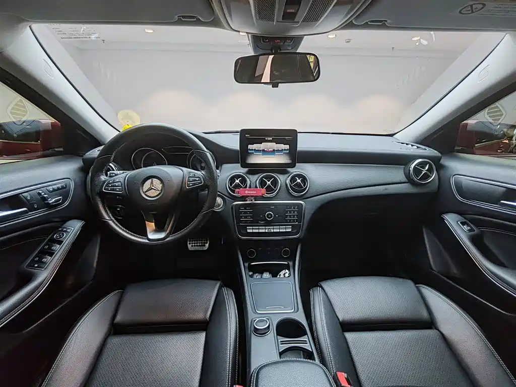Mercedes-Benz GLA 2019 GLA 200 Fashion фото 12