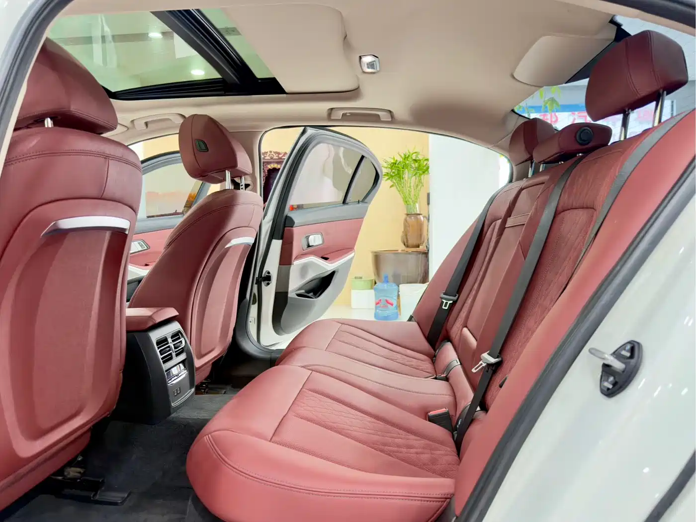 BMW i3 2022 eDrive 35 L фото 6