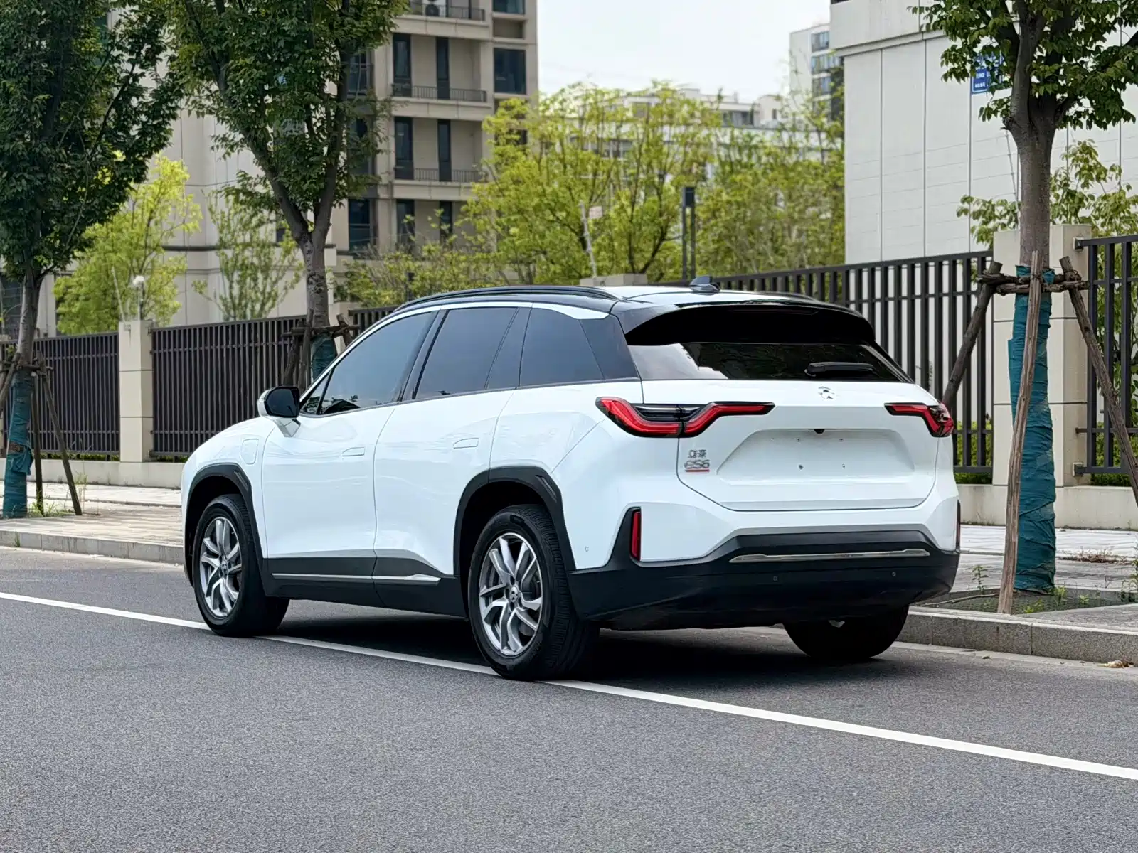 Фото 4 - NIO ES6