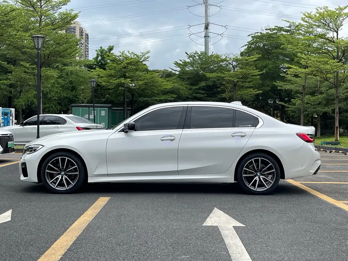 BMW 3 Series 2020 325Li M Sport Package фото 7