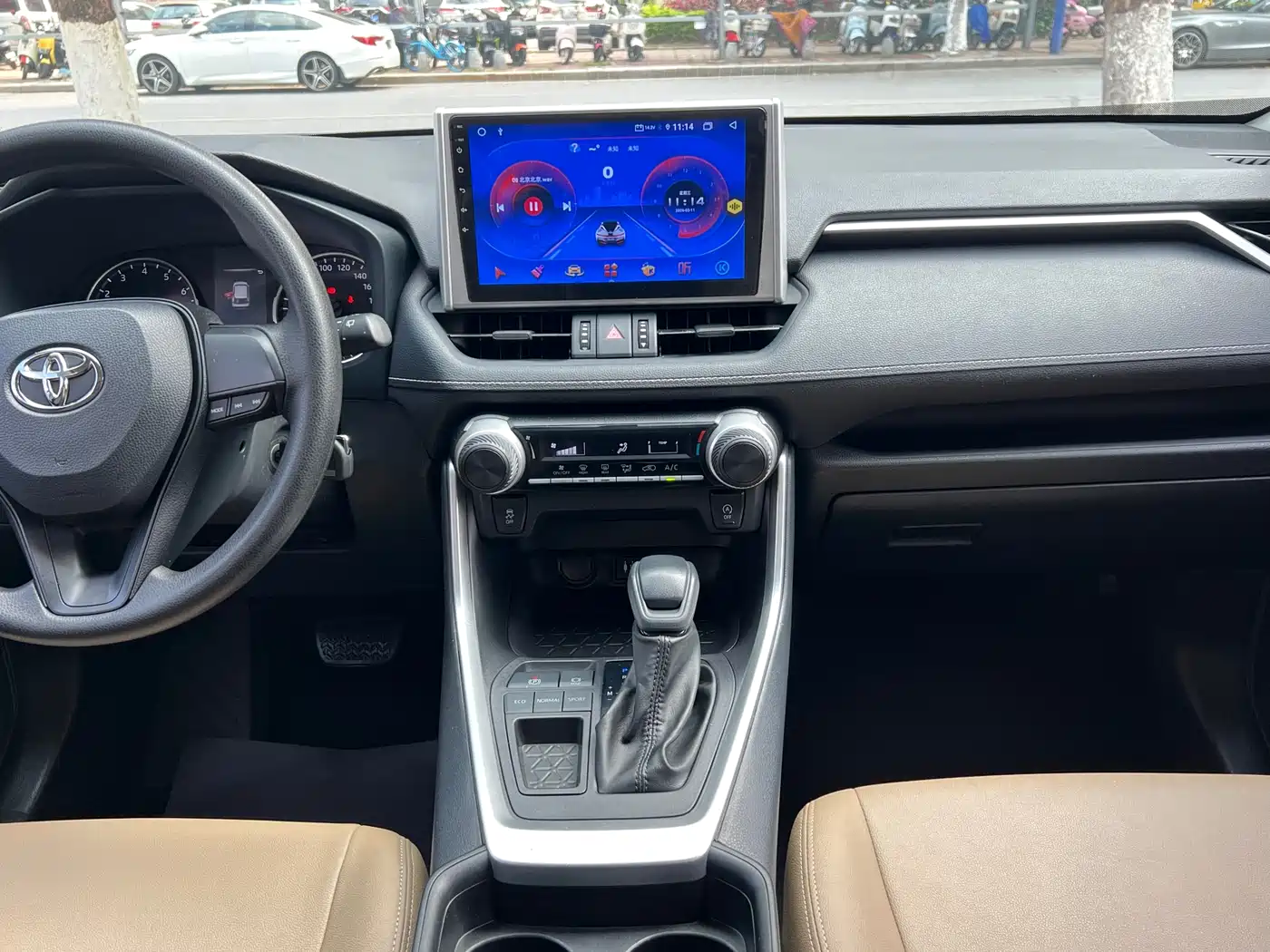 Toyota Wildlander 2022 2.0L CVT FWD Leading Edition фото 14