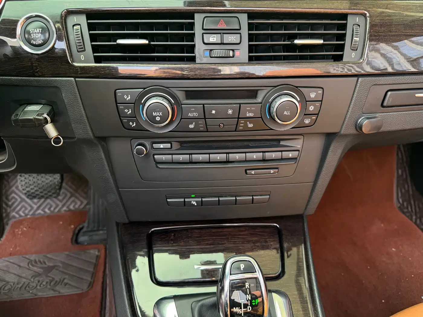 BMW 3 Series (Import) 2011 335i Convertible Coupe фото 16