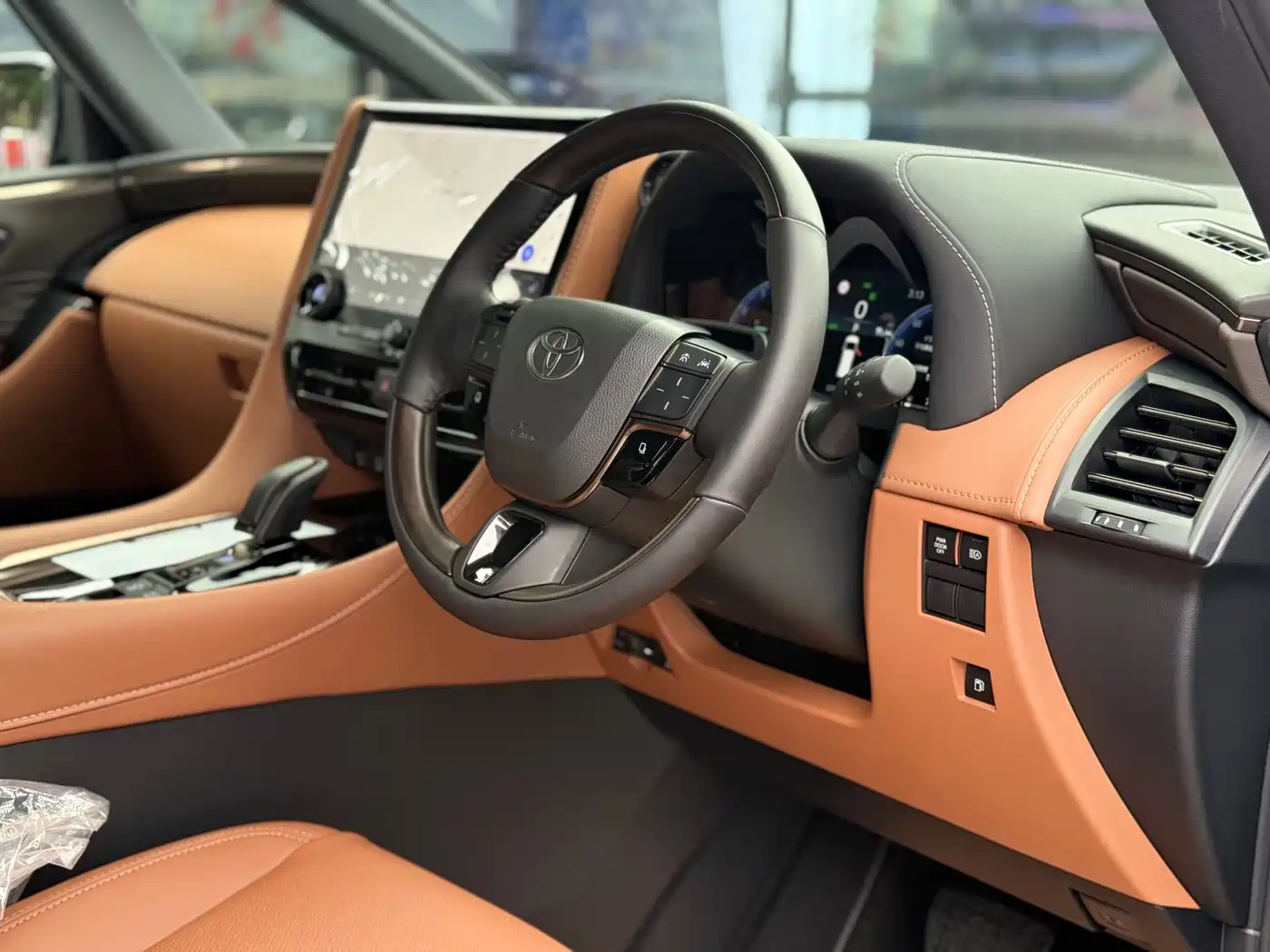 Toyota Vellfire фото 8