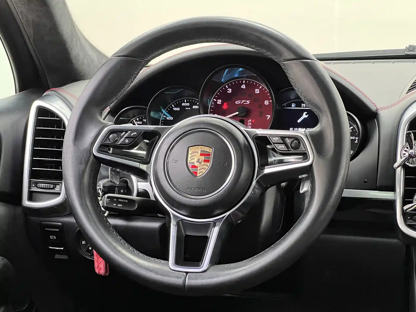 Porsche Cayenne 2015 Cayenne GTS 3.6T фото 30
