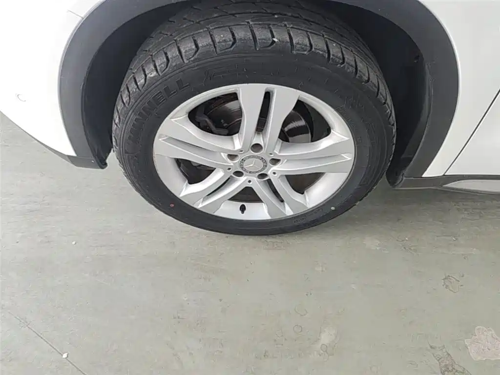 Mercedes-Benz GLA 2016 GLA 200 Dynamic фото 23