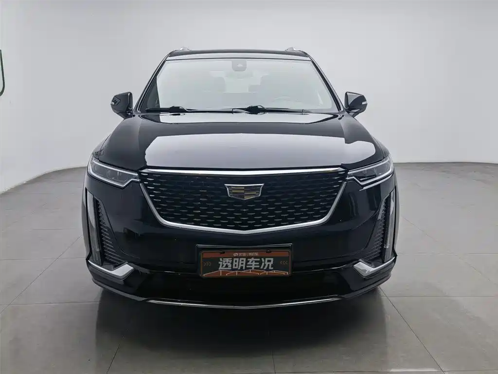 Cadillac XT6 2021 2.0T 6-seater 4WD Luxury фото 3
