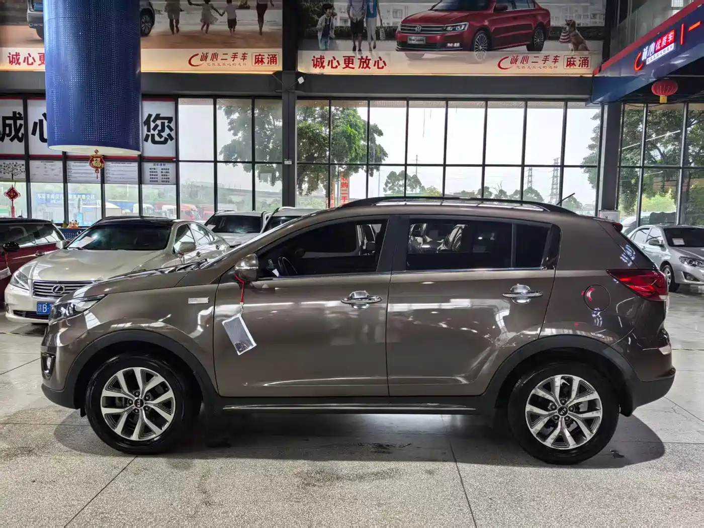Kia Sportage 2015 2.0L Automatic 2WD GLS фото 3