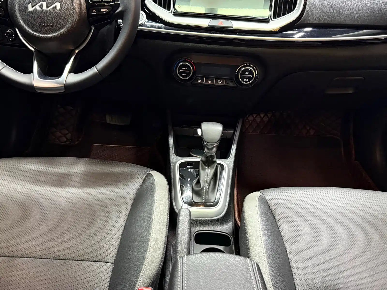 Фото 16 - Kia KX1