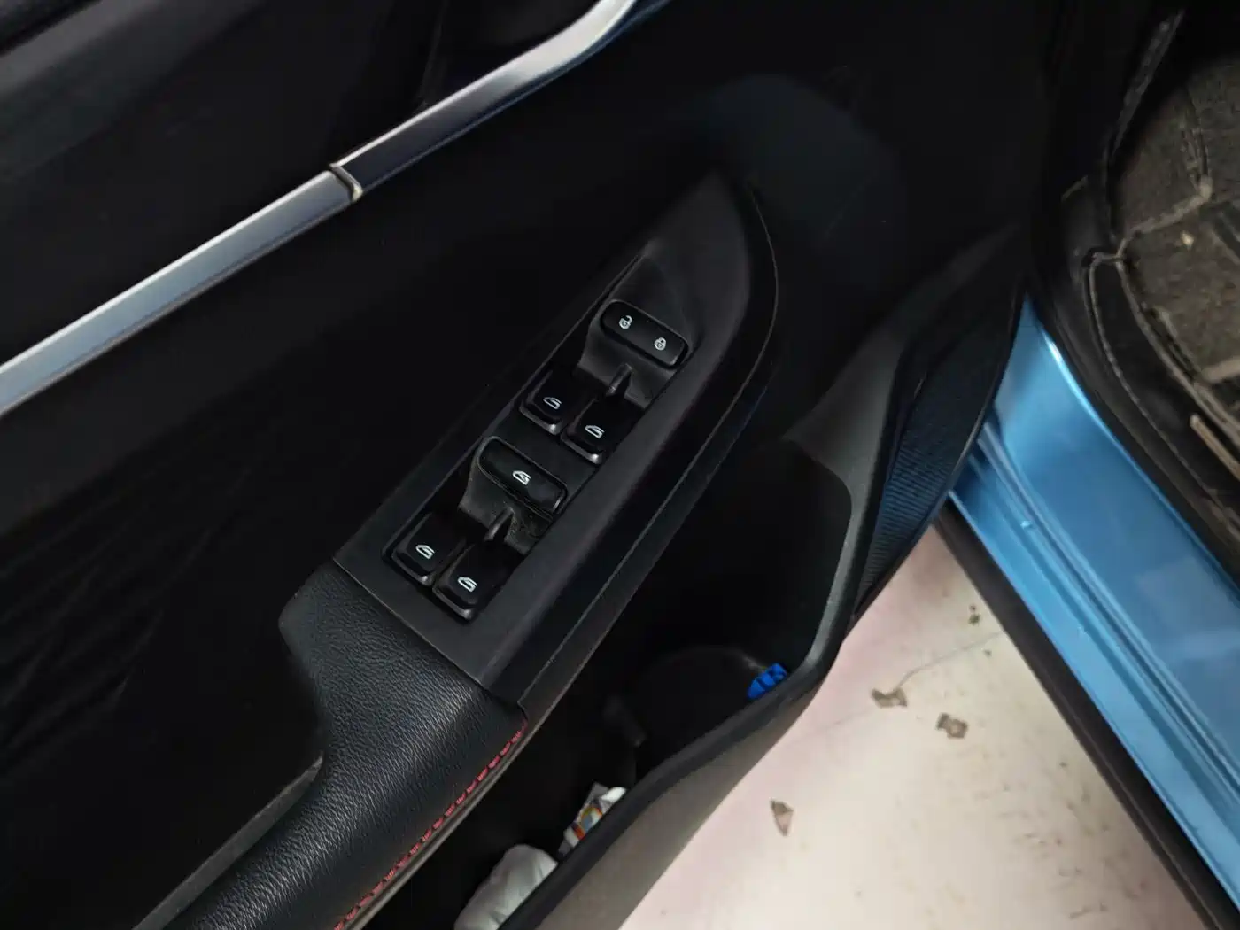 GEELY AUTOMOBILE VISION X3