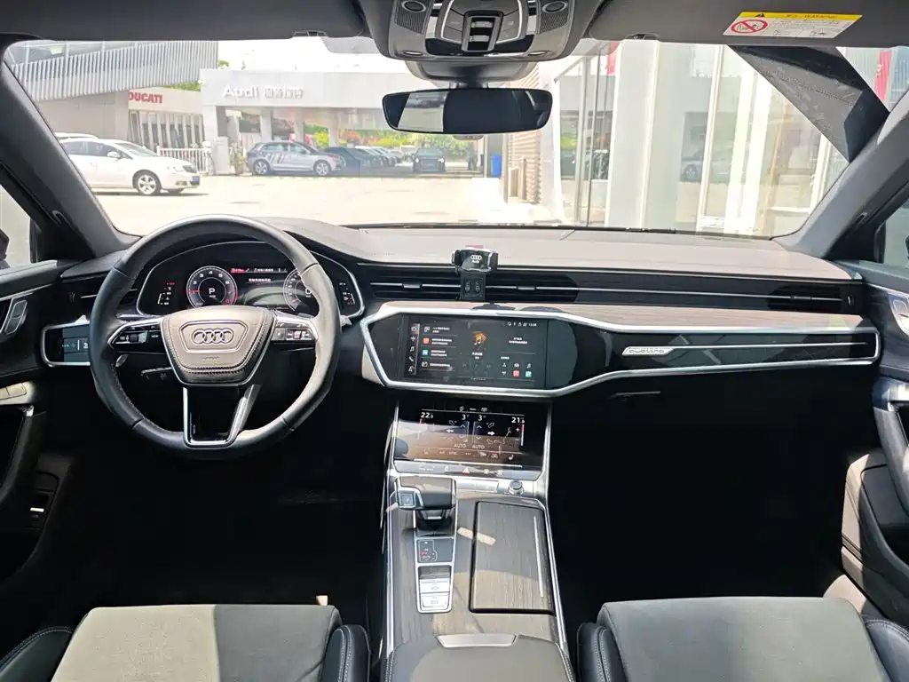 Audi A6L 2024 45 TFSI quattro Premium Dynamic фото 7