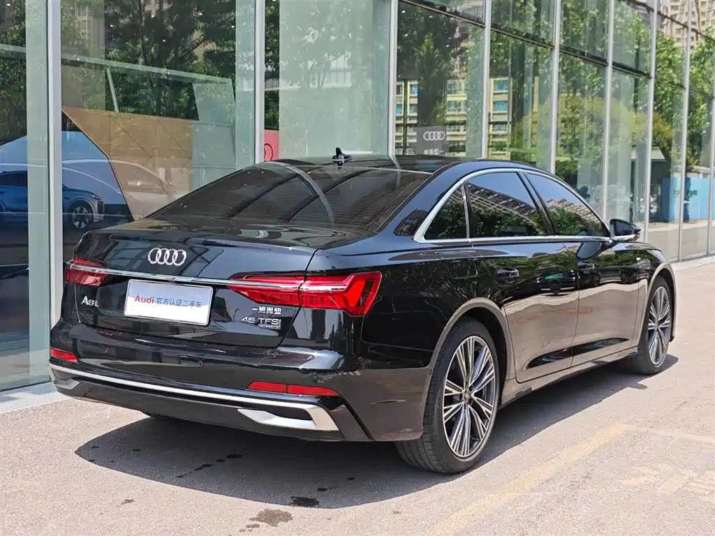 Audi A6L 2024 45 TFSI quattro Premium Dynamic фото 4