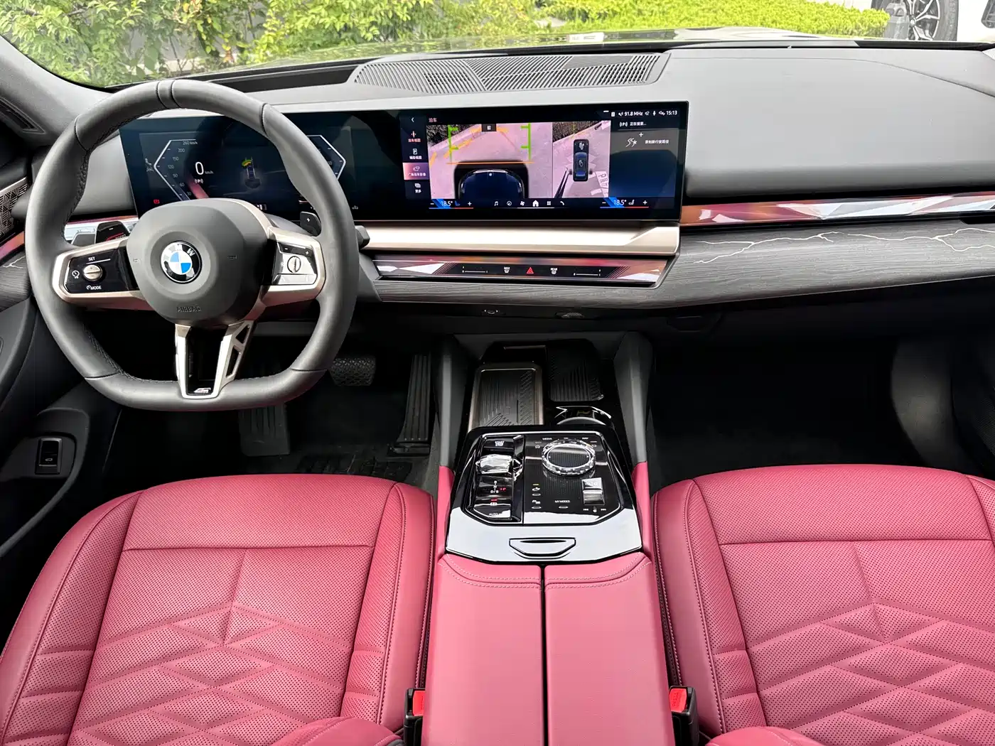 BMW 5 Series 2024 530Li Premium M Sport Package фото 9