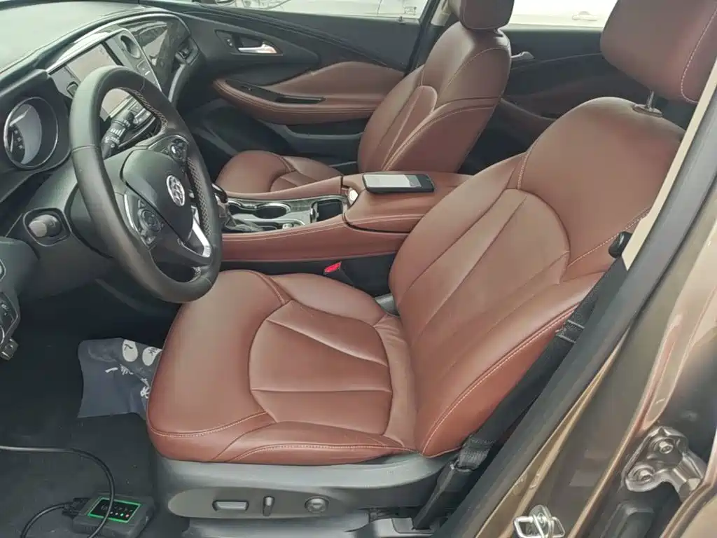 Фото 15 - Buick Envision Plus
