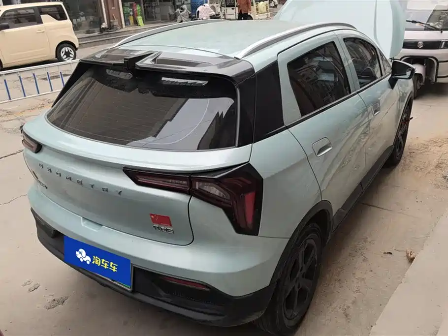 GEELY GEOMETRY E FIREFLY