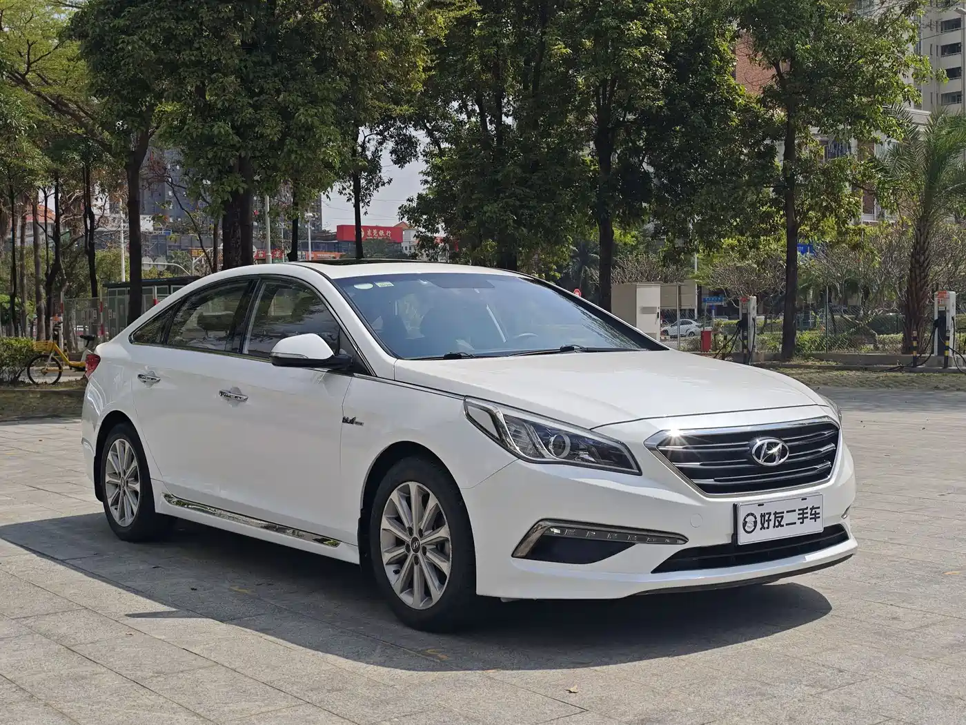 HYUNDAI SONATA