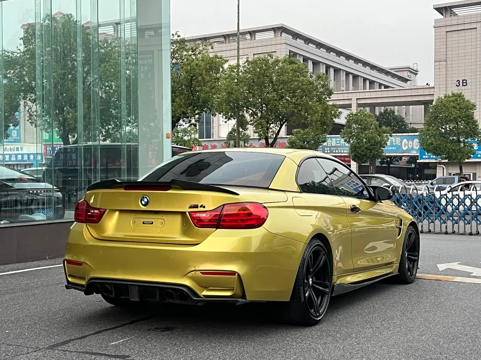 Фото 8 - BMW M4