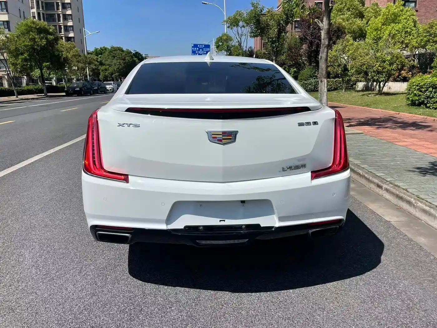 Cadillac XTS 2018 28T Technology фото 8