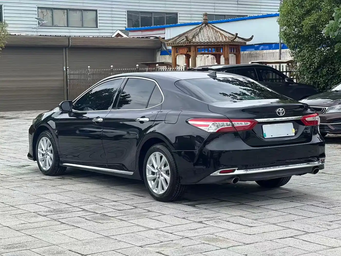 Toyota Camry 2023 2.0G Luxury Edition фото 8