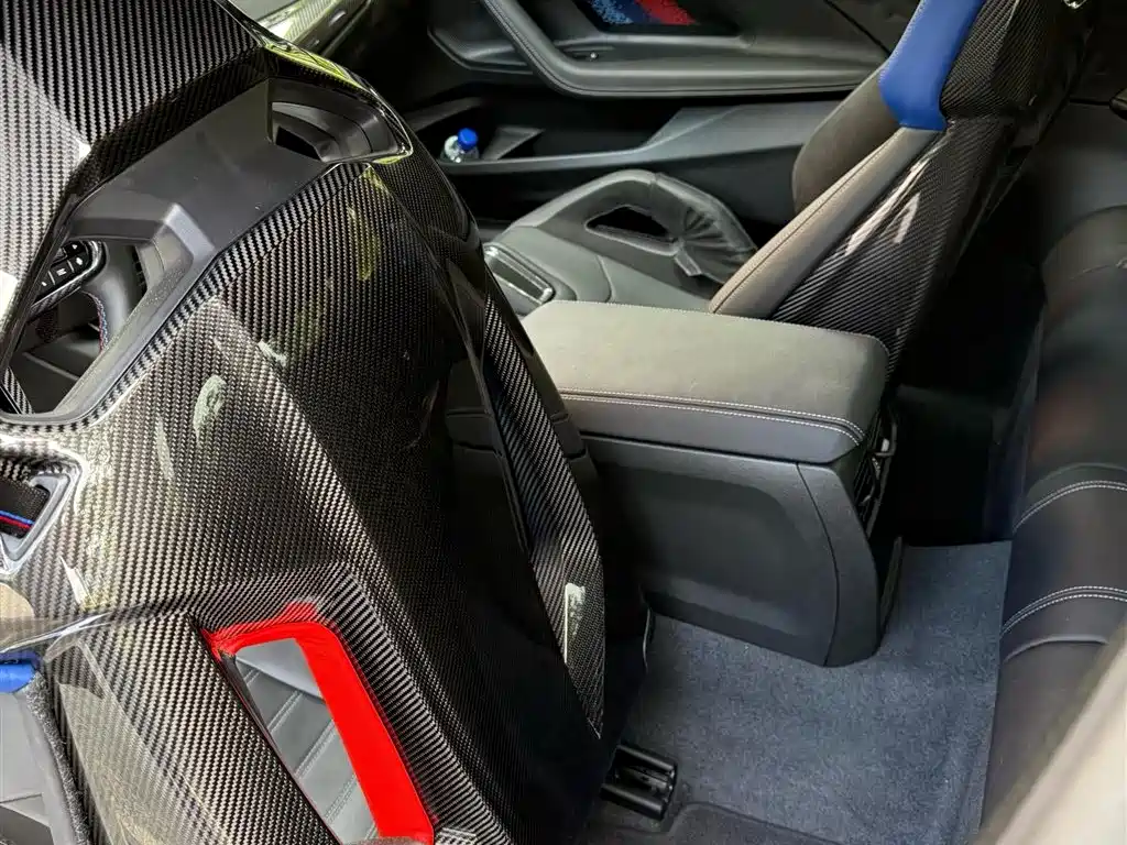 BMW M2 2024 M2 фото 12