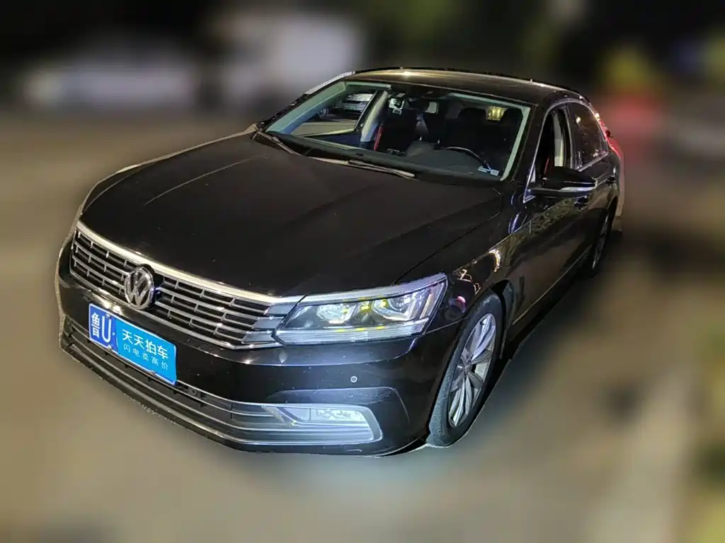 Photo 1 - Volkswagen Passat