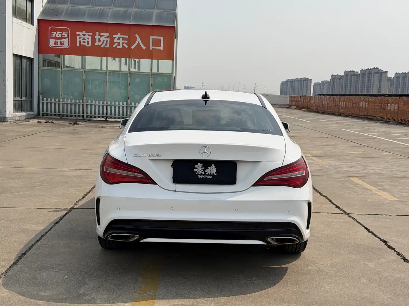 Mercedes-Benz CLA (Import) 2018 CLA 200 Fashion Edition фото 6