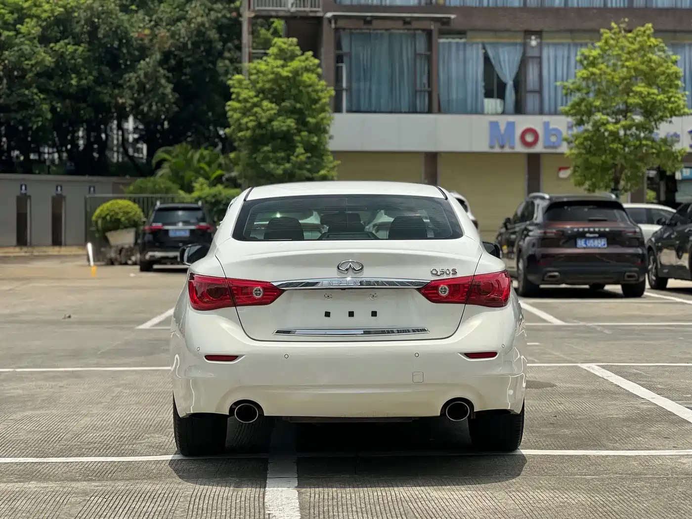 Infiniti Q50 2016 2014 3.7L Luxury Sport