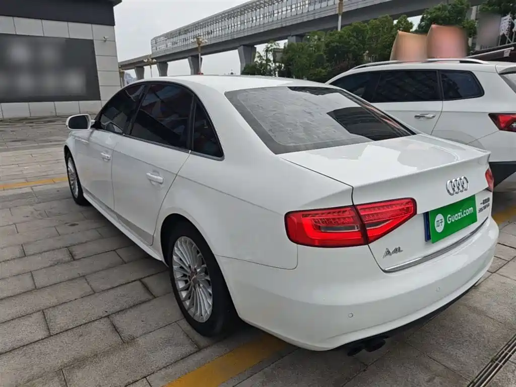Audi A4L 2015 35 TFSI Auto Comfort фото 5