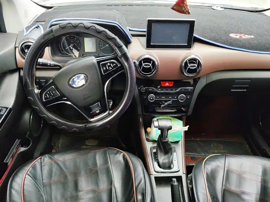 BAIC Changhe Q25 2019 2017 1.5L Automatic Smart Edition