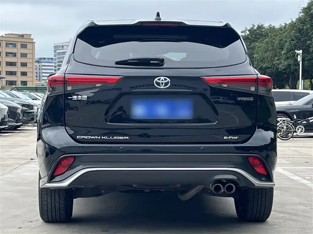 Toyota Crown Kluger 2022 2.5L HEV 4WD Luxury Edition фото 10