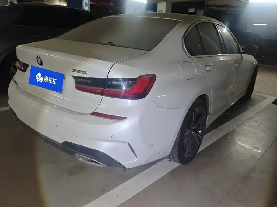 Фото 3 - BMW 3 Series