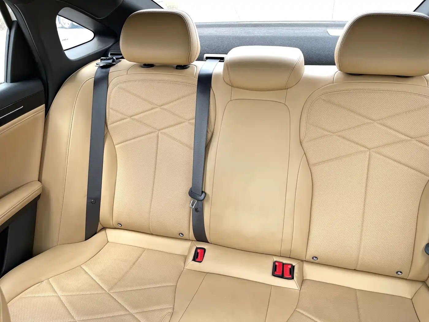 Geely Galaxy Galaxy L6 2023 60km PLUS фото 22
