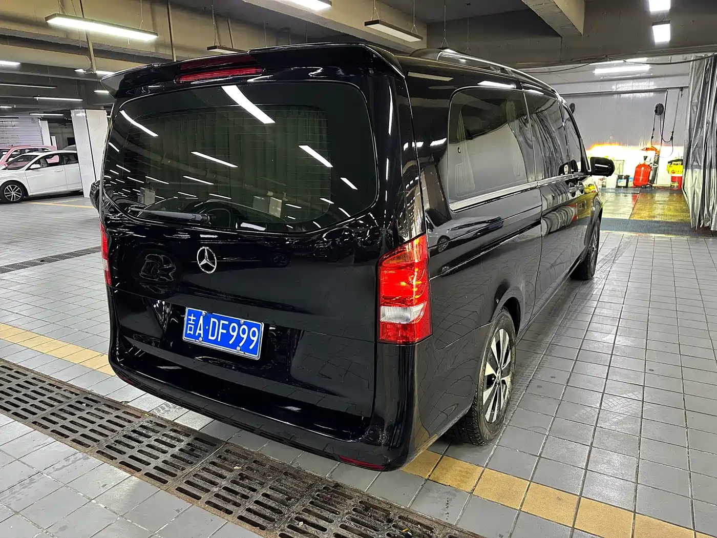Mercedes-Benz Vito 2021 2.0T Elite 7-Seater фото 13