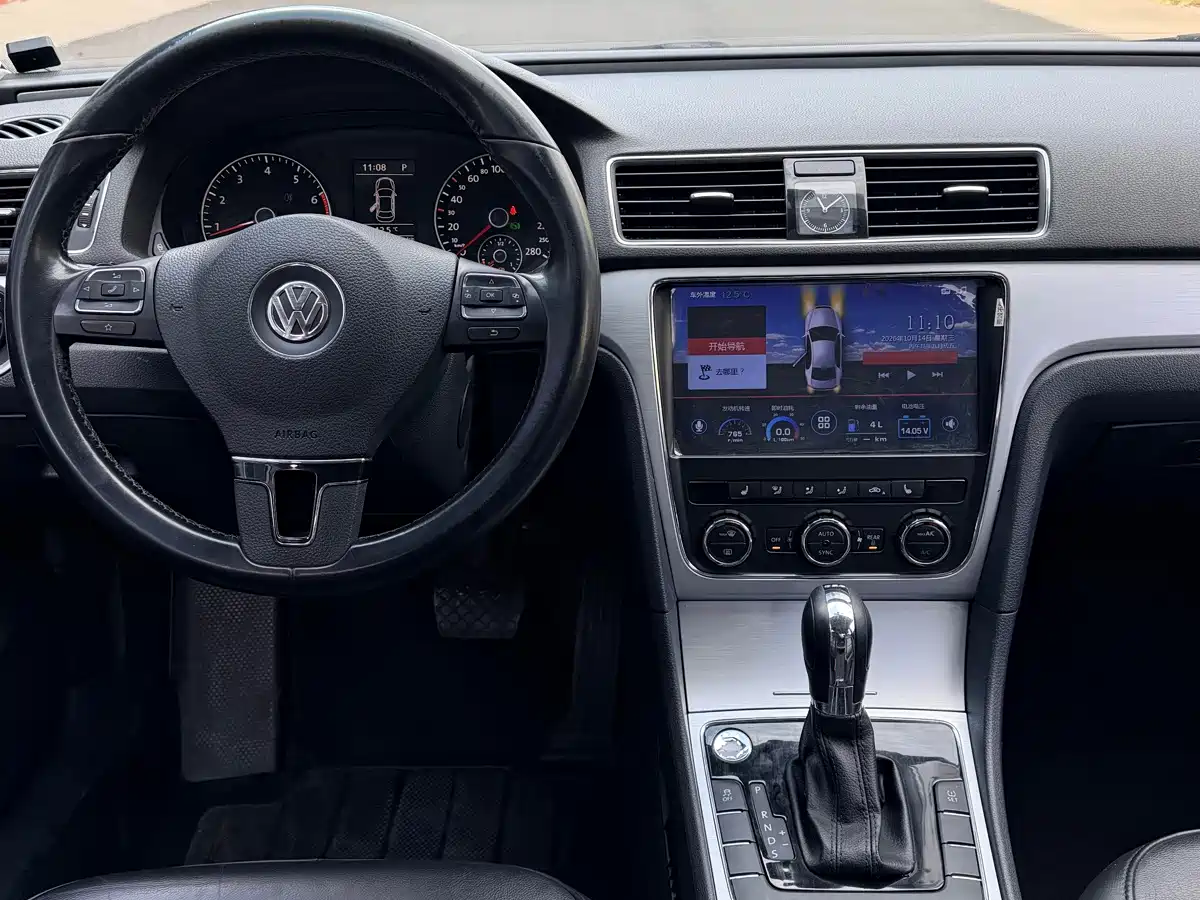 Photo 9 - Volkswagen Passat