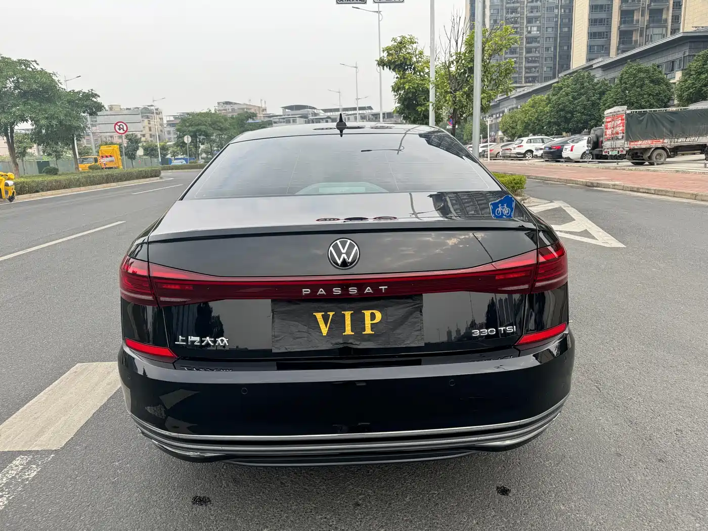 Volkswagen Passat 2023 330TSI Elite Edition фото 6