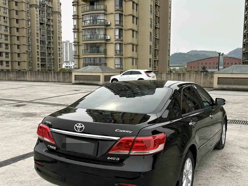 Toyota Camry 2011 240G Classic Anniversary Edition фото 9