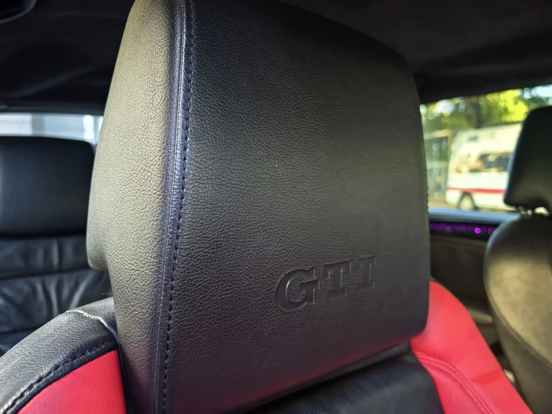 صورة 20 - Volkswagen Golf GTI