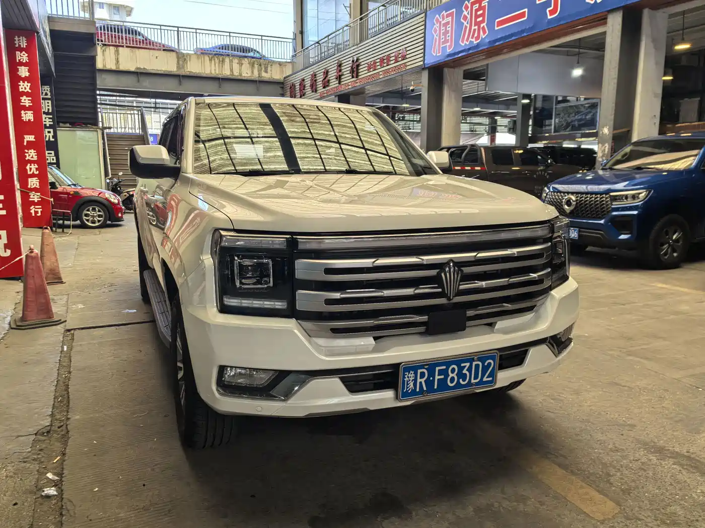 Jiangling Dadao 2023 2023 Light Chaser 2.3T Diesel Auto 4WD Standard Wheelbase Luxury Edition