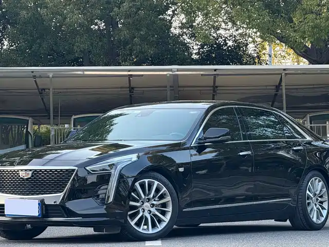 CADILLAC CT6