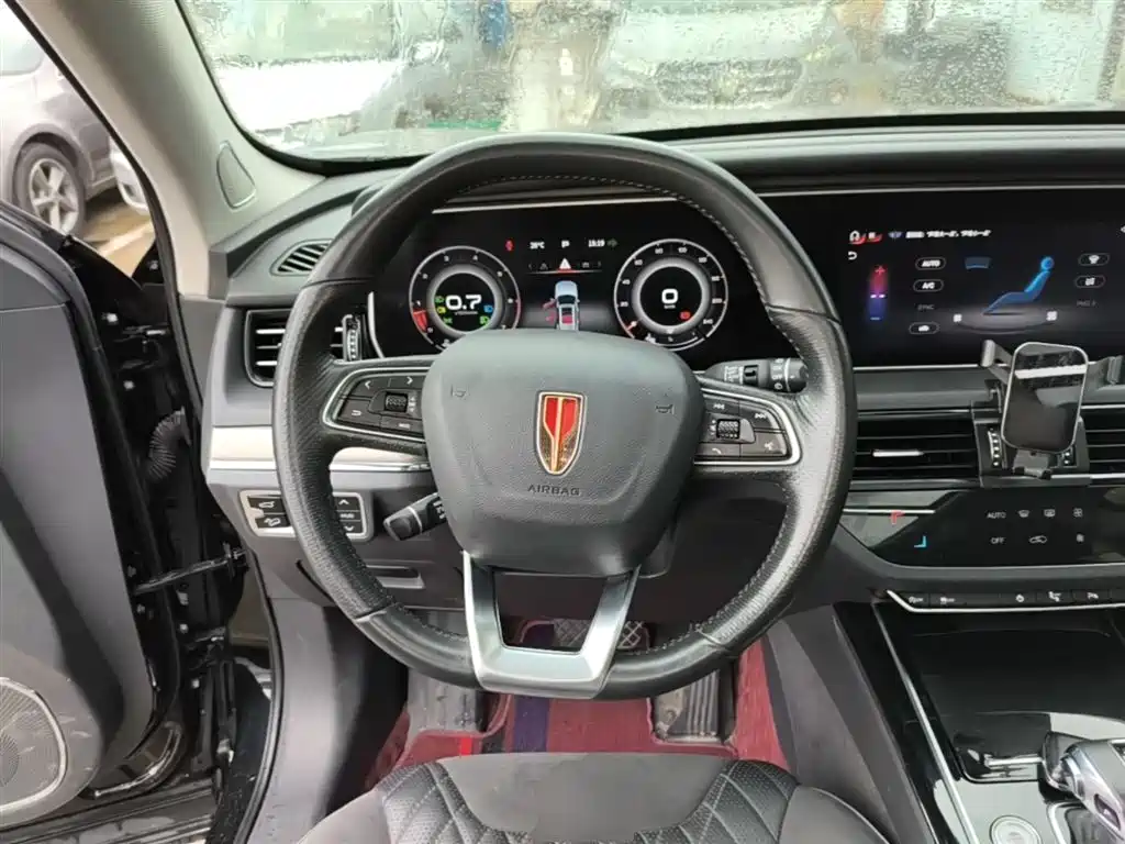 Hongqi HS5 2022 Facelift 2.0T Smart Flag Enjoyment Edition фото 11
