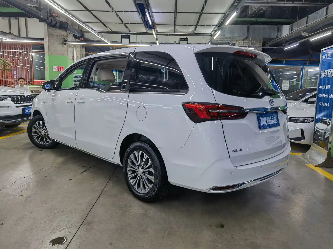 BUICK GL8