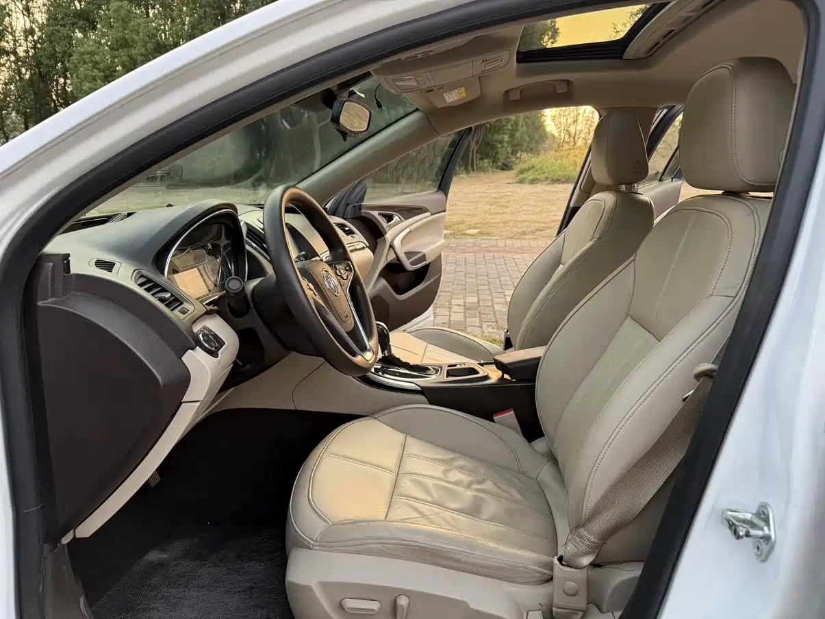 Buick Regal 2014 2.0L Elite Fashion Type фото 9